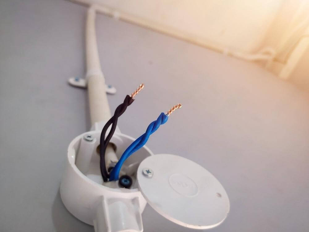 متطلبات تركيبات صندوق الوصلات المختلفة في أنابيب وموصلات PVC