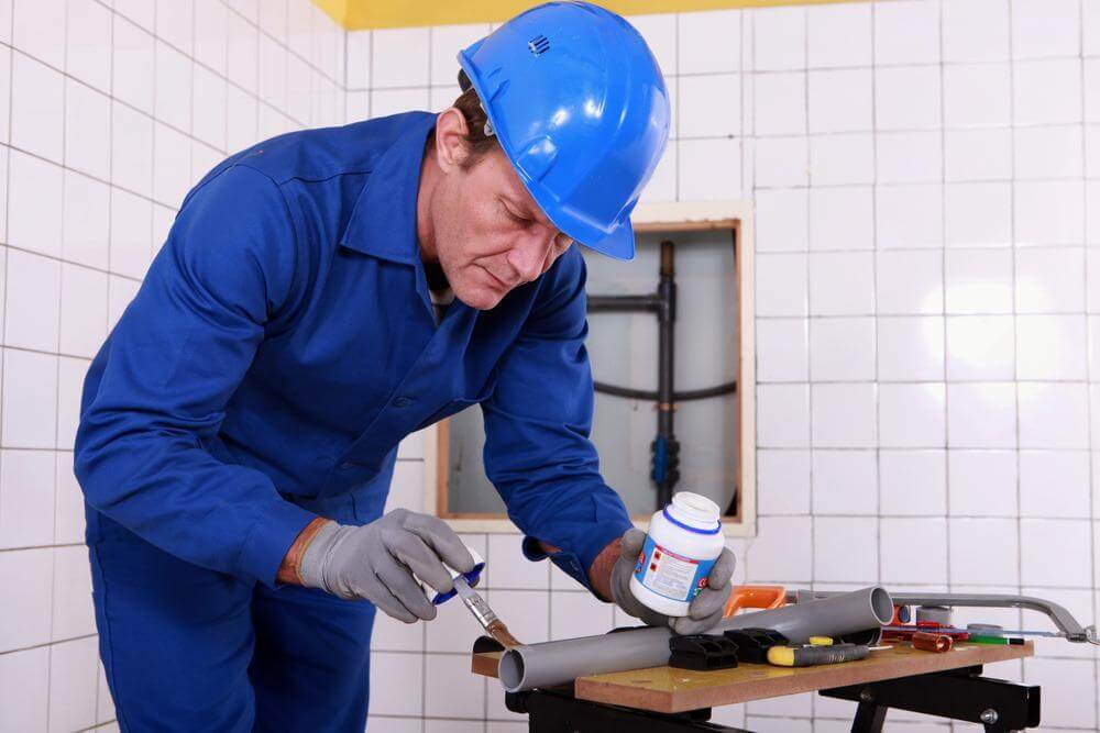 Solvent Cement (Glue) Welding in PVC Pipe and PVC Conduit