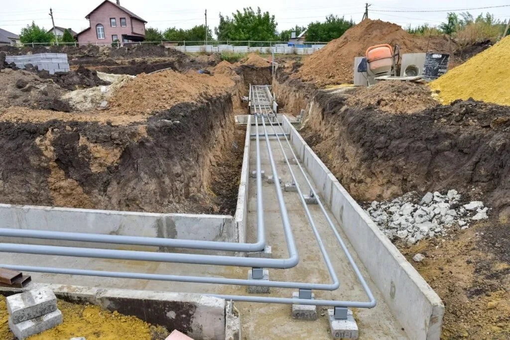 أنابيب PVC تحت الأرض