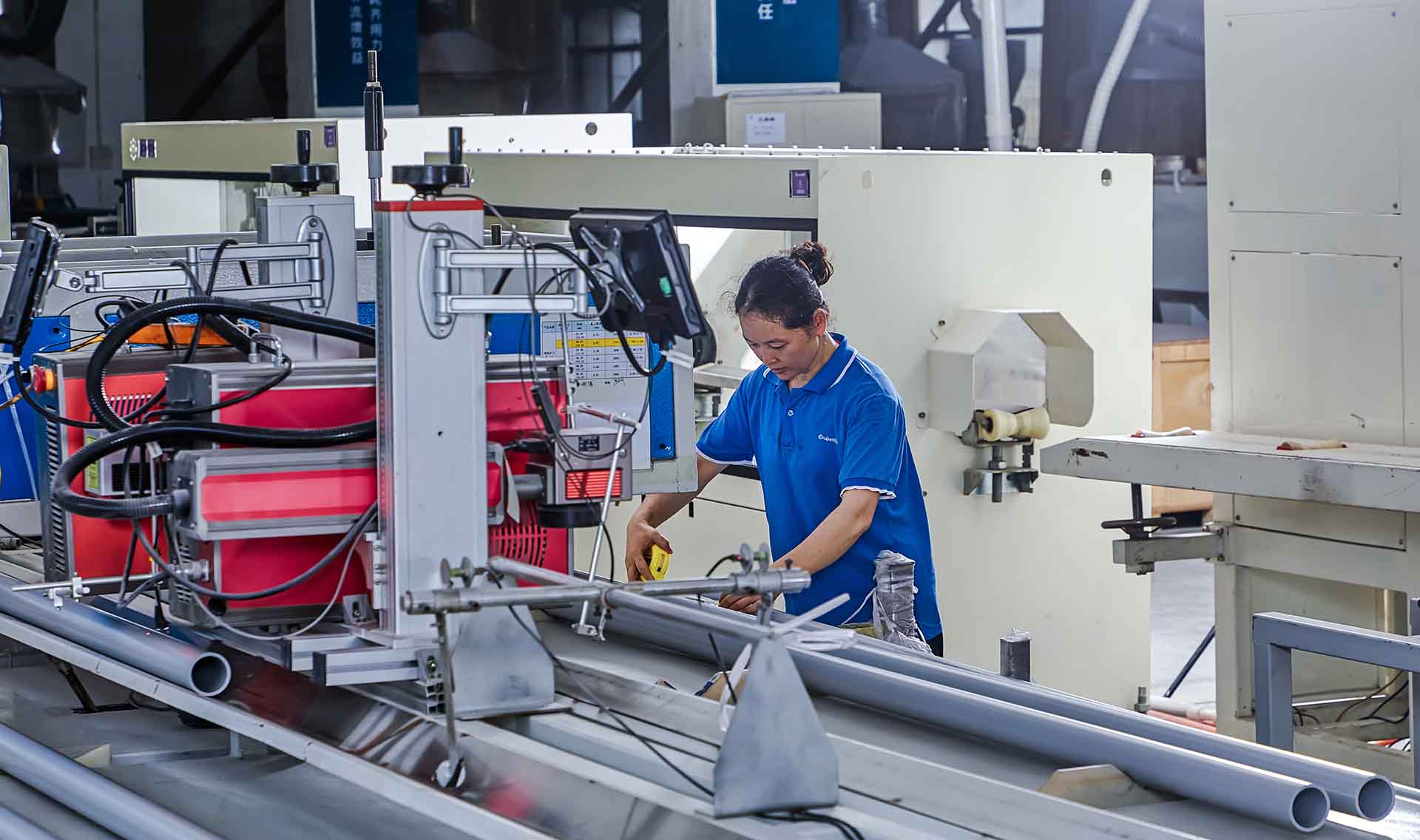 Fabricación de conductos de PVC - Ctube